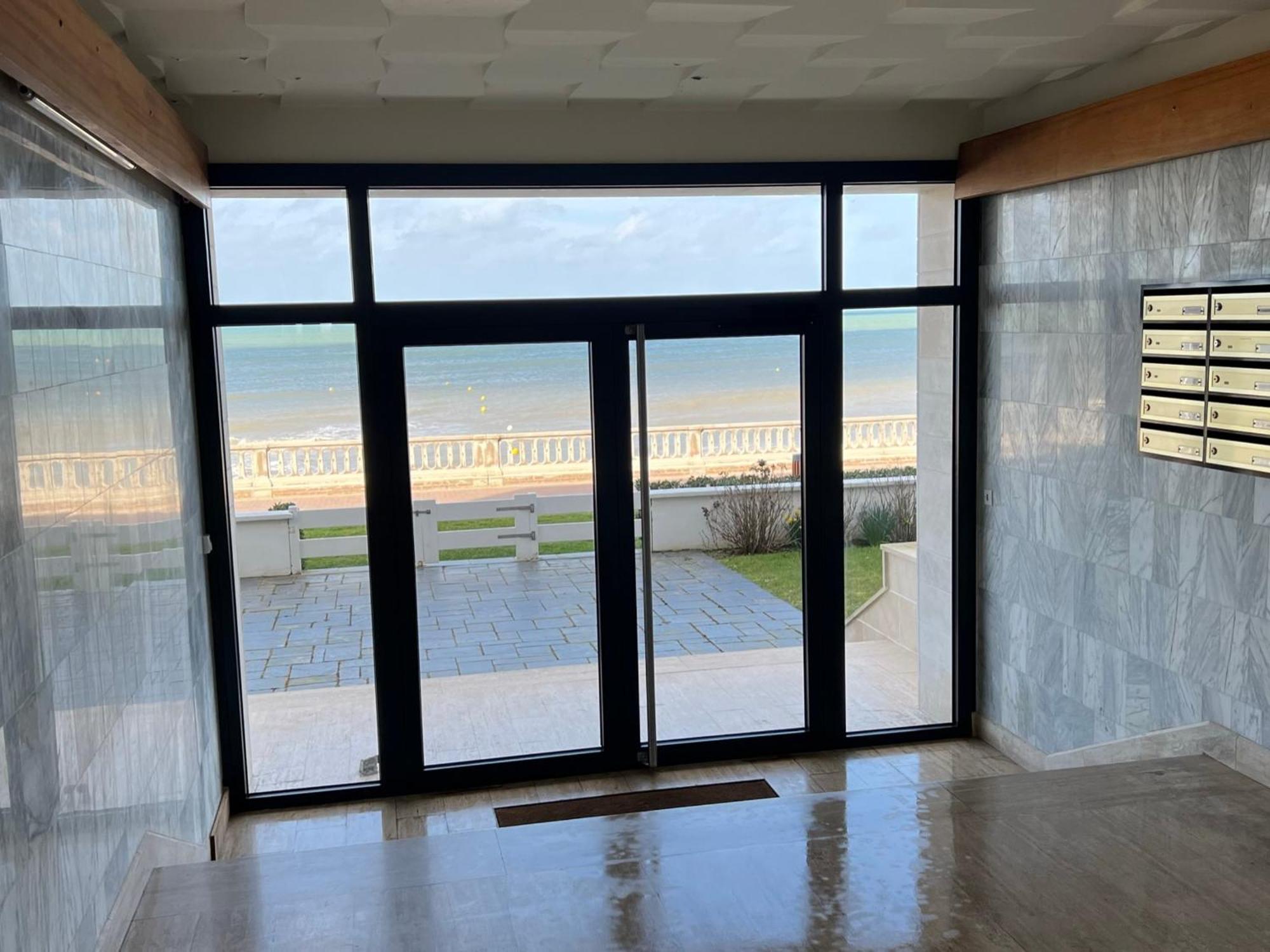Studio Central A Cabourg Avec Balcon, Wifi Gratuit & Parking - Fr-1-487-372 Extérieur photo